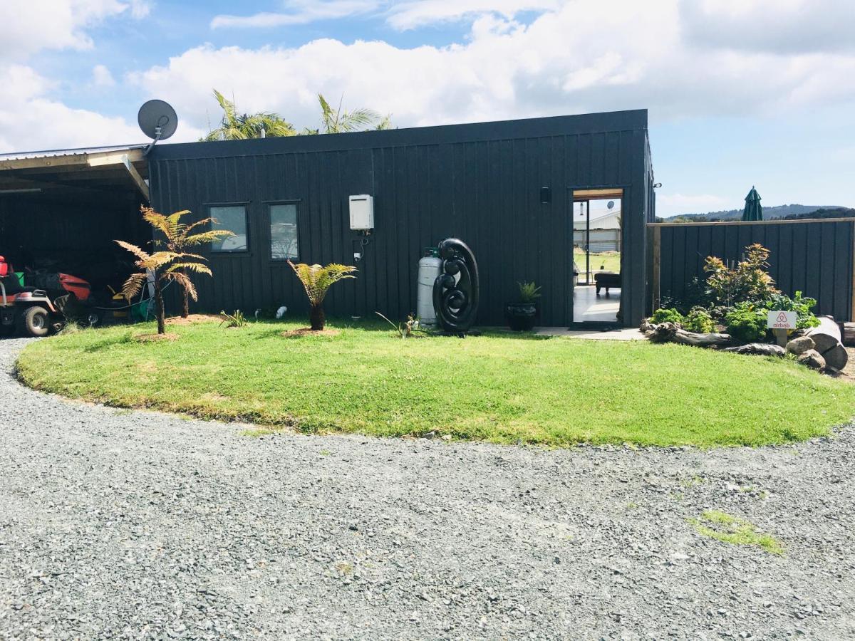 The Camel At Araiawa Raio Lodge Pukenui Exteriör bild